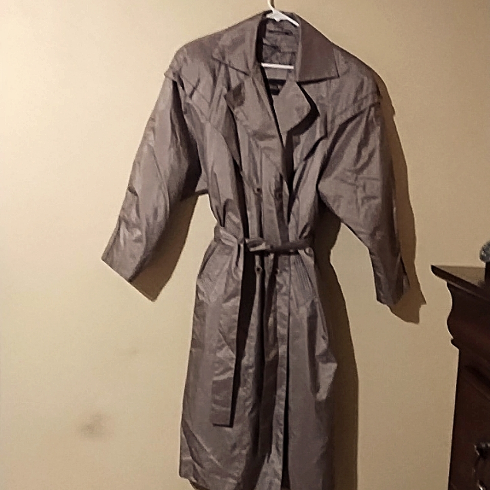 British Mist Women Long Coat. Very good condition.